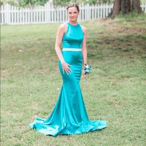 Sherri Hill prom dress